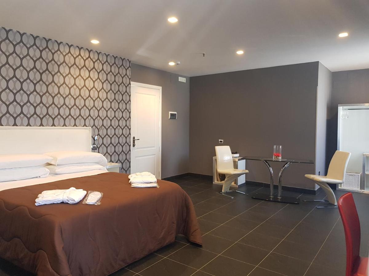 Hotel Europa Art Caserta Dış mekan fotoğraf